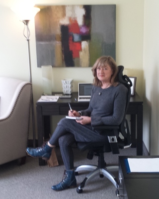 Photo of Tina Woods, Registered Psychotherapist in Ottawa, ON