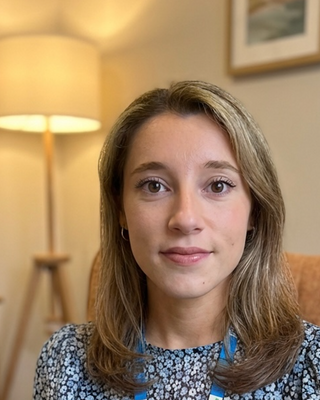 Photo of Dr Simone Saidel, Psychologist, PsychD, HCPC - Clin. Psych.