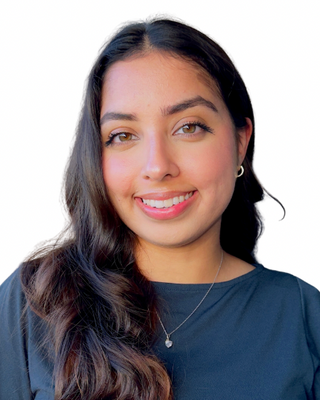 Photo of Widaad Aamir, Registered Psychotherapist (Qualifying)