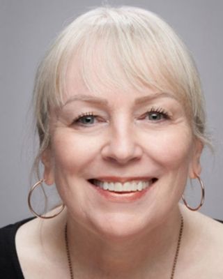 Photo of Bonnie Floyd, Psychologist