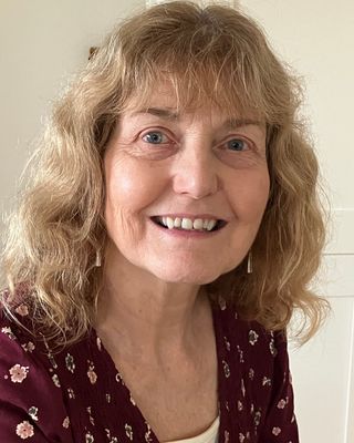 Photo of Lyn Smailes, Counsellor, DCounsPsych, ACC-ACM