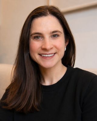 Photo of Julianna Zomper, Psychiatric Nurse Practitioner, APN