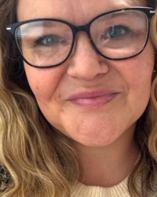 Photo of Kimberly Hollingsworth, Licensed Professional Clinical Counselor