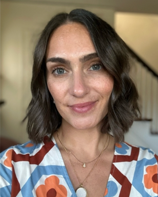 Photo of Dr. Jessica Tasca, Psychologist, PhD