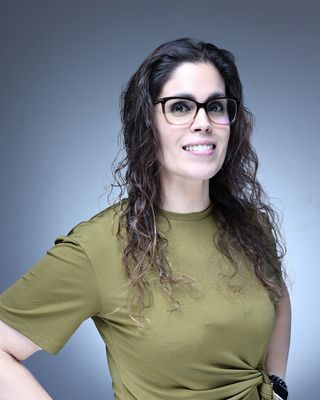 Photo of Giselle Navarro, Clinical Social Work/Therapist, PhD, LCSW, CADC