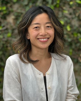 Photo of Nona Lu, MD, Psychiatrist