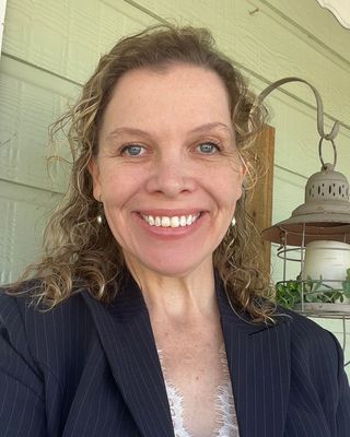 Photo of Andrea Alexander, Psychiatric Nurse Practitioner, DNP, PMHNP