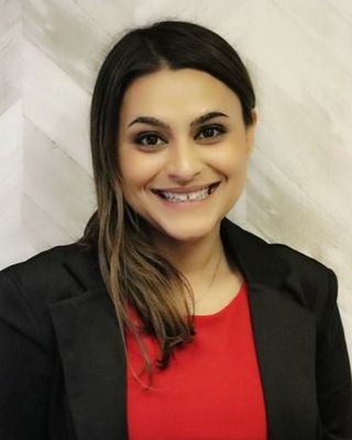 Photo of Dhara Nathwani, LCPC, Counselor in Lombard