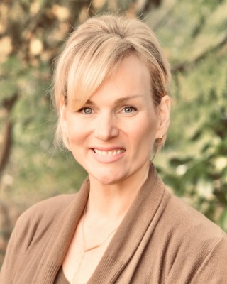Photo of Stacia Lynnae Nilson, MA, LPC, Licensed Professional Counselor in West Linn