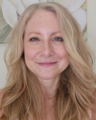 Photo of Joanne Bobes (Psychotherapist + Executive Coach), Clinical Social Work/Therapist, LCSW, MA