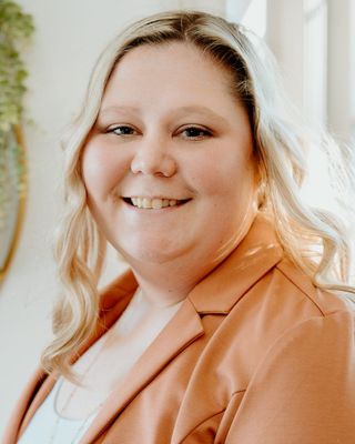 Photo of Lauren Wenclewicz, Licensed Professional Counselor in Yardley, PA