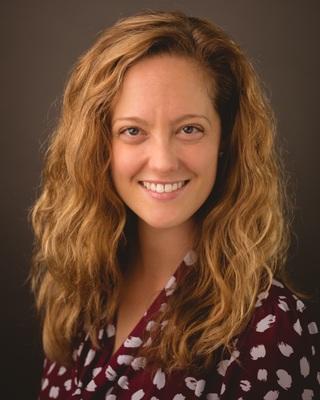 Photo of Arianne Johnston, Marriage & Family Therapist in Folwell, Minneapolis, MN