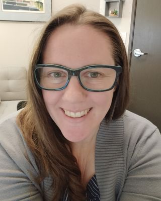 Photo of Jen Polignoni, Clinical Social Work/Therapist