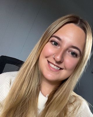 Photo of Laira Reuscher, Licensed Professional Counselor, LPC