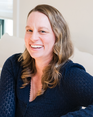 Photo of Hilary Bayley Loielo, Clinical Social Work/Therapist, MSS, LCSW