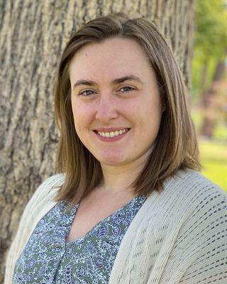 Photo of Lauren Guetling, LCSW, Clinical Social Work/Therapist