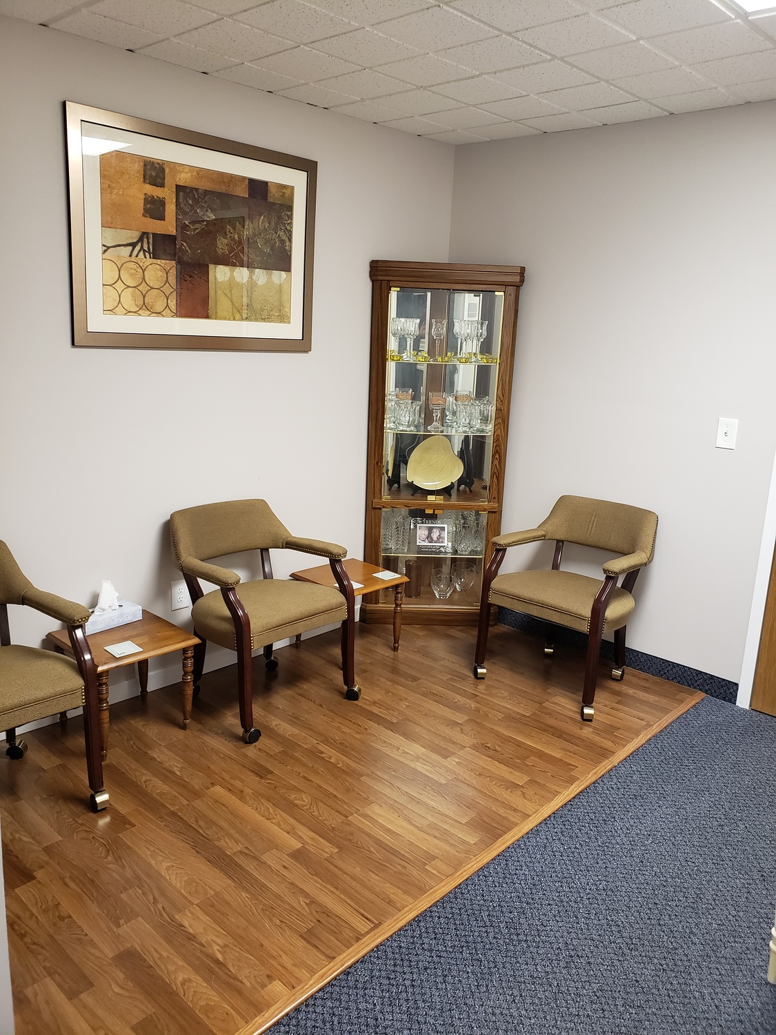 Gallery Photo of Grand Rapids Office Waiting Area