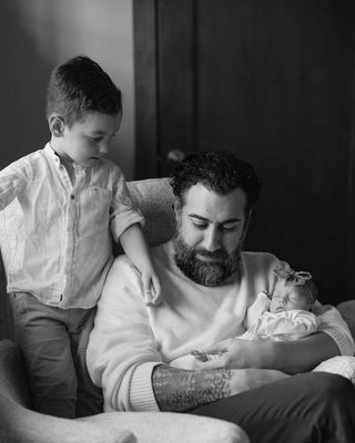 Photo of Dr. Mani Faez, Marriage & Family Therapist, MA, PsyD, LMFT, EMDR, PACT
