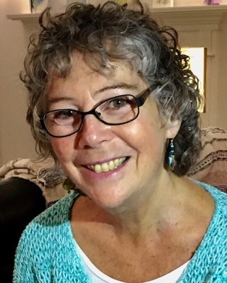 Photo of Eileen (Elle) Kern, Clinical Social Work/Therapist in Arlington, MA