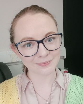 Photo of Sarah Houlihan, Counsellor, MA, APCP