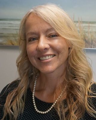 Photo of Tina J Iacovissi, MA, LMFT, CCPT, Marriage & Family Therapist