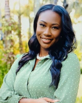 Photo of Olushola (Shola) Thomas, Pre-Licensed Professional, RMHCI, RMFTI