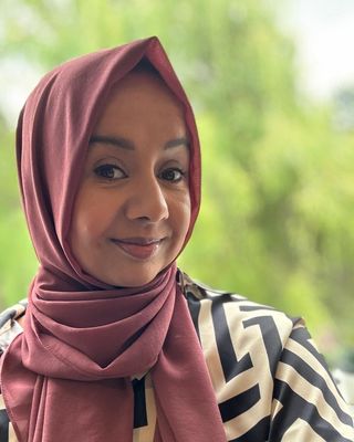 Photo of Nosheen Akhtar, Counsellor, MBACP