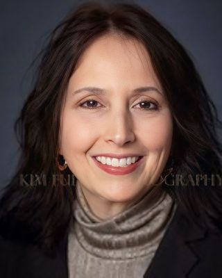 Photo of Dee Tavares, Clinical Social Work/Therapist, LICSW