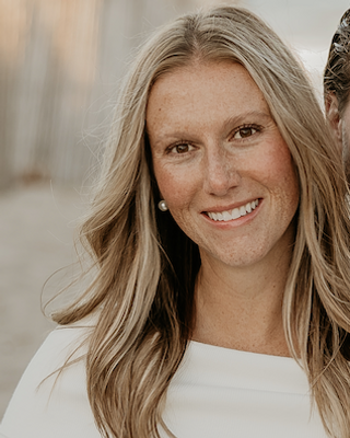 Photo of Ashley Oelkers, Clinical Social Work/Therapist, MSW, LICSW