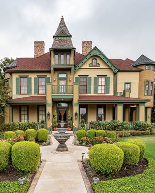 Photo of Alta Loma Transformational Services, Treatment Center in Kenilworth, IL