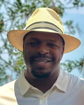 Photo of Lenardo Cumberbatch, Licensed Professional Counselor, LPC