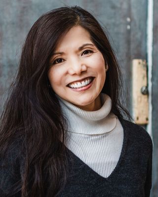 Photo of Kelly Fern, Marriage & Family Therapist, MA, LMFT