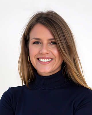 Photo of Ashley Dennis, Psychiatric Nurse Practitioner, PMHNP