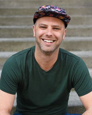 Photo of Adam Farnsworth, Pre-Licensed Professional