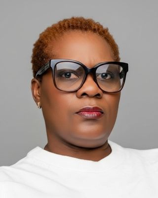 Photo of Lillian Nwafor, Psychiatric Nurse Practitioner