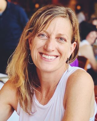 Photo of Elaine Mele, Clinical Social Worker License Candidate, MSW, SWLC