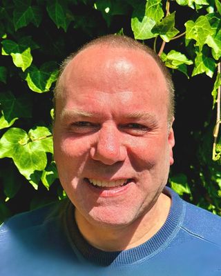 Photo of Jason Apple, Mental Health Counselor, LMHC