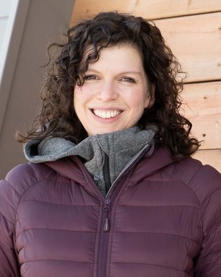 Photo of Jennifer McIntee-Leinweber, Psychologist in Balzac, AB