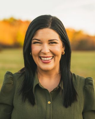 Photo of Erin Silverman, Psychologist, PsyD
