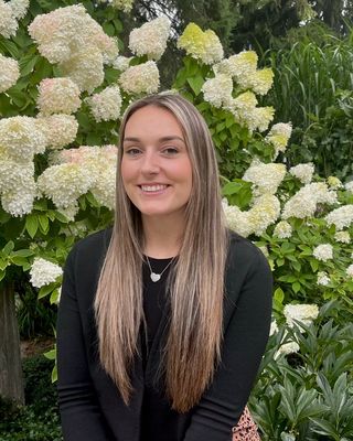 Photo of Lauren Fisher, Registered Psychotherapist, MA, MACP, RP, EFT-C