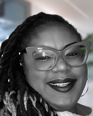 Photo of Shana Louallen, Clinical Social Work/Therapist, LCSW