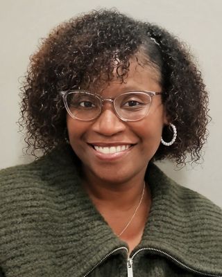 Photo of Emelda Campbell, LMSW