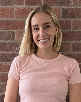Photo of Alannah Giavara, Psychologist, MPsych, PsyBA Endorsed