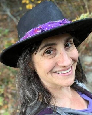 Photo of Suzanne Mancinelli, Marriage & Family Therapist, MA, LMFT, CST