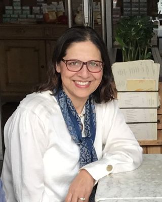 Photo of Assia Zubair Bandukda, Counsellor, MSc, MBACP