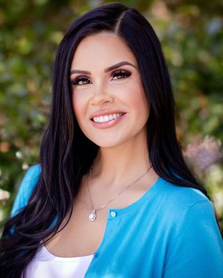 Photo of Leslie Lopez - Holding Hope Counseling, Marriage & Family Therapist, LMFT