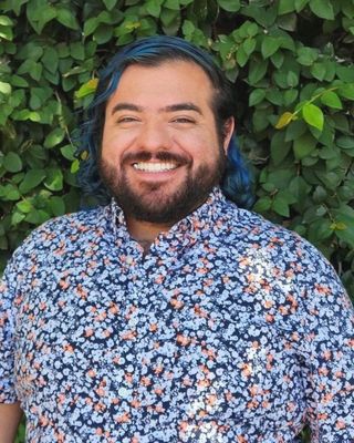 Photo of Noe Dueñas, Associate Professional Clinical Counselor, MS, APCC, CMHC