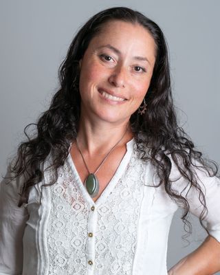 Photo of Carly Belzberg, MA, RCC, CHT, Counsellor