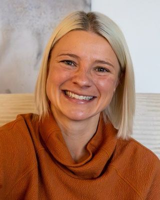 Photo of Dr. Samantha Awalt, Psychologist, PhD, MA