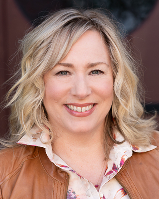 Photo of Stefanie Summers - Deneki Wellness by Stefanie Summers, Clinical Social Work/Therapist, LCSW